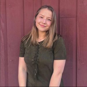 Meet your Posher, Darina